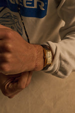 TEMPO - 1945 Vintage Gruen Curvex
