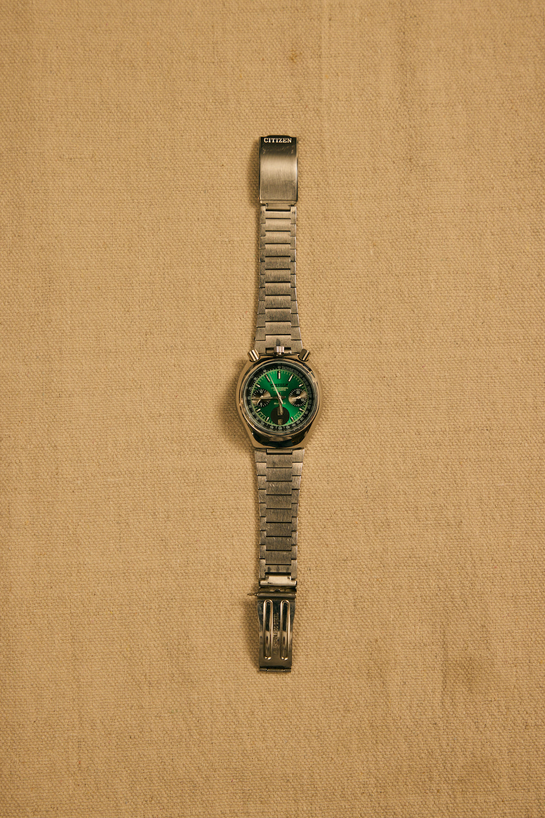 TEMPO - Vintage 1980 "Bullhead" Chronograph Citizen