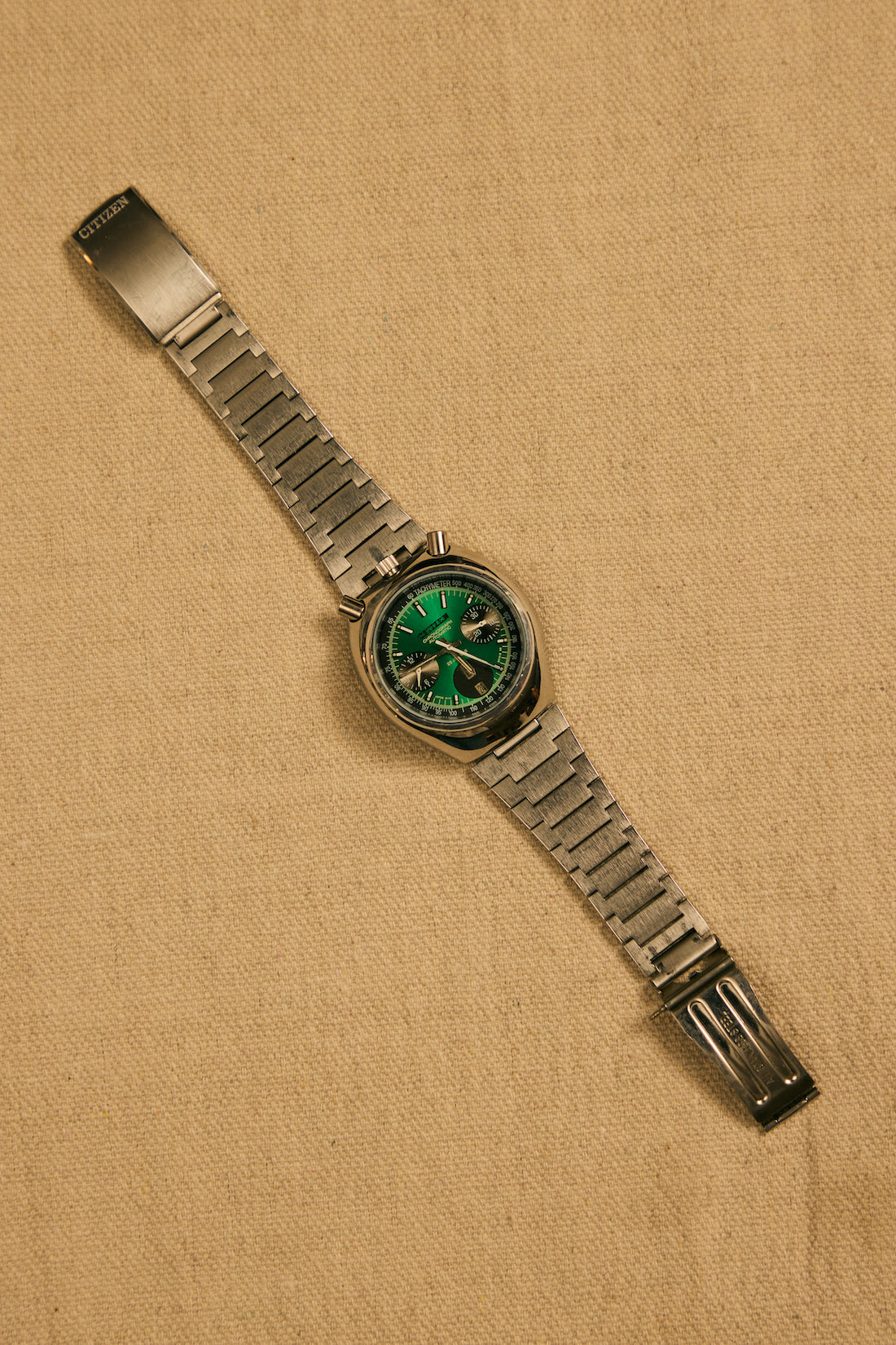 TEMPO - Vintage 1980 "Bullhead" Chronograph Citizen