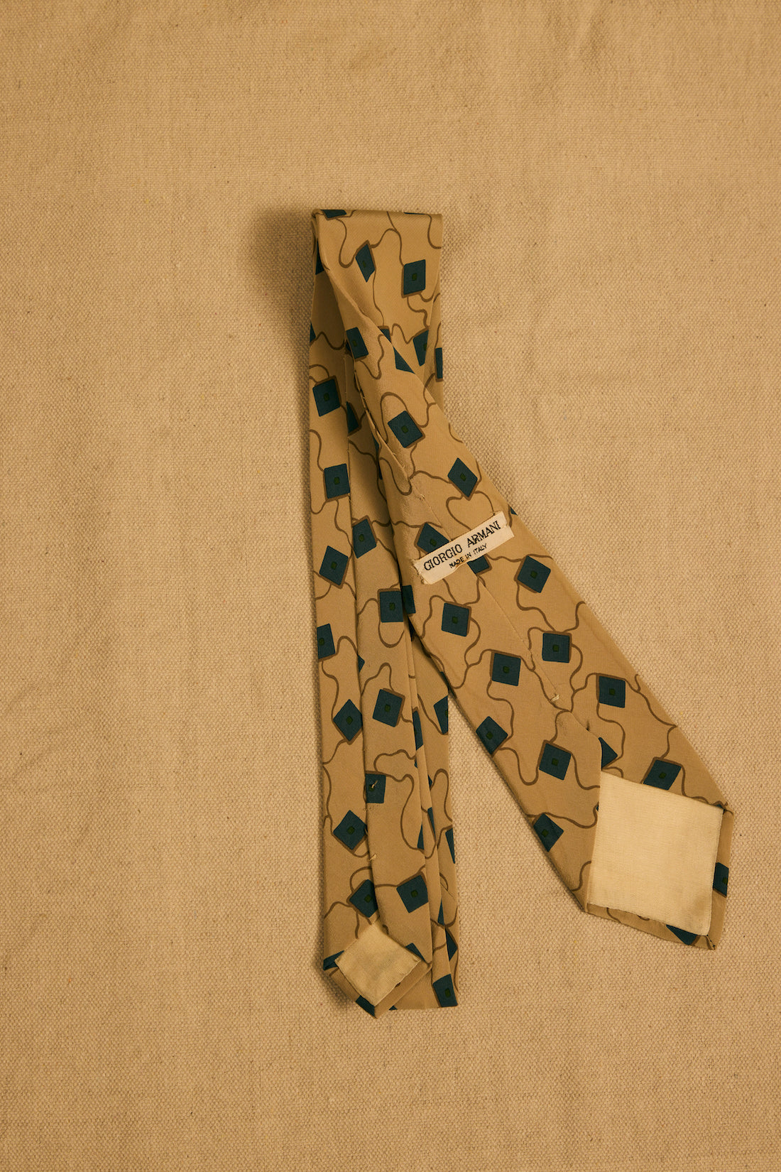 ARCHIVIO - Vintage Giorgio Armani Silk Tie
