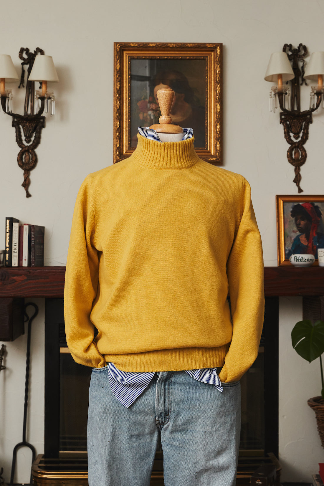Mozzo Cashmere Mock Neck