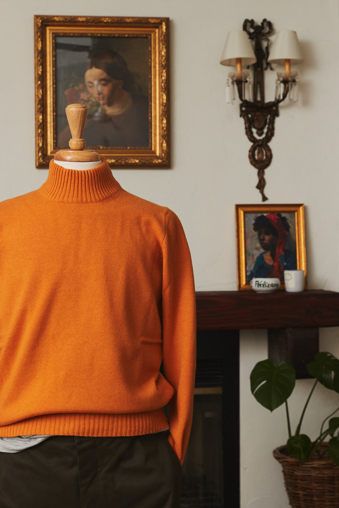 Mozzo Cashmere Mock Neck