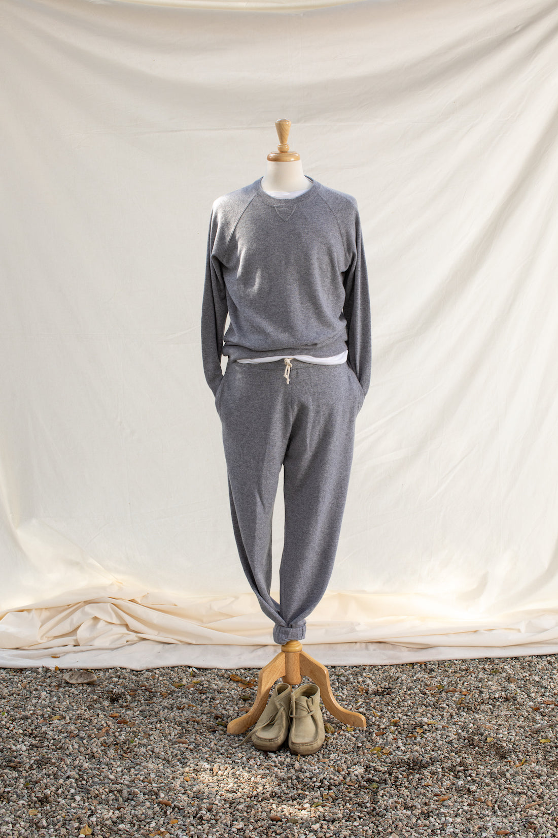 Cashmere Raglan Crewneck